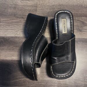 Vintage Y2K Steve Madden Platform Sandals